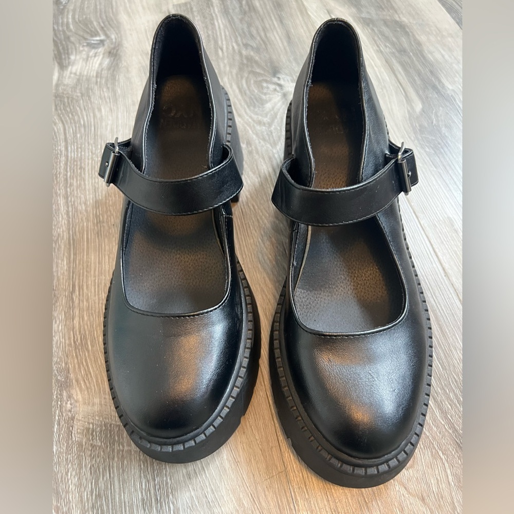 Madden NYC Chunky Eco-Friendly Black Mary Jane Lug Shoes with Buckle Size 7.5